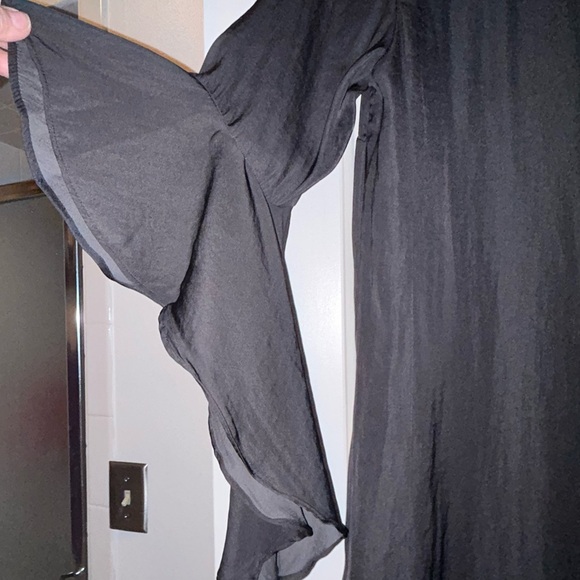 Who What Wear💋 Black Bell Sleeve Knee Length Womens Straight Dress Size XS - Picture 6 of 11